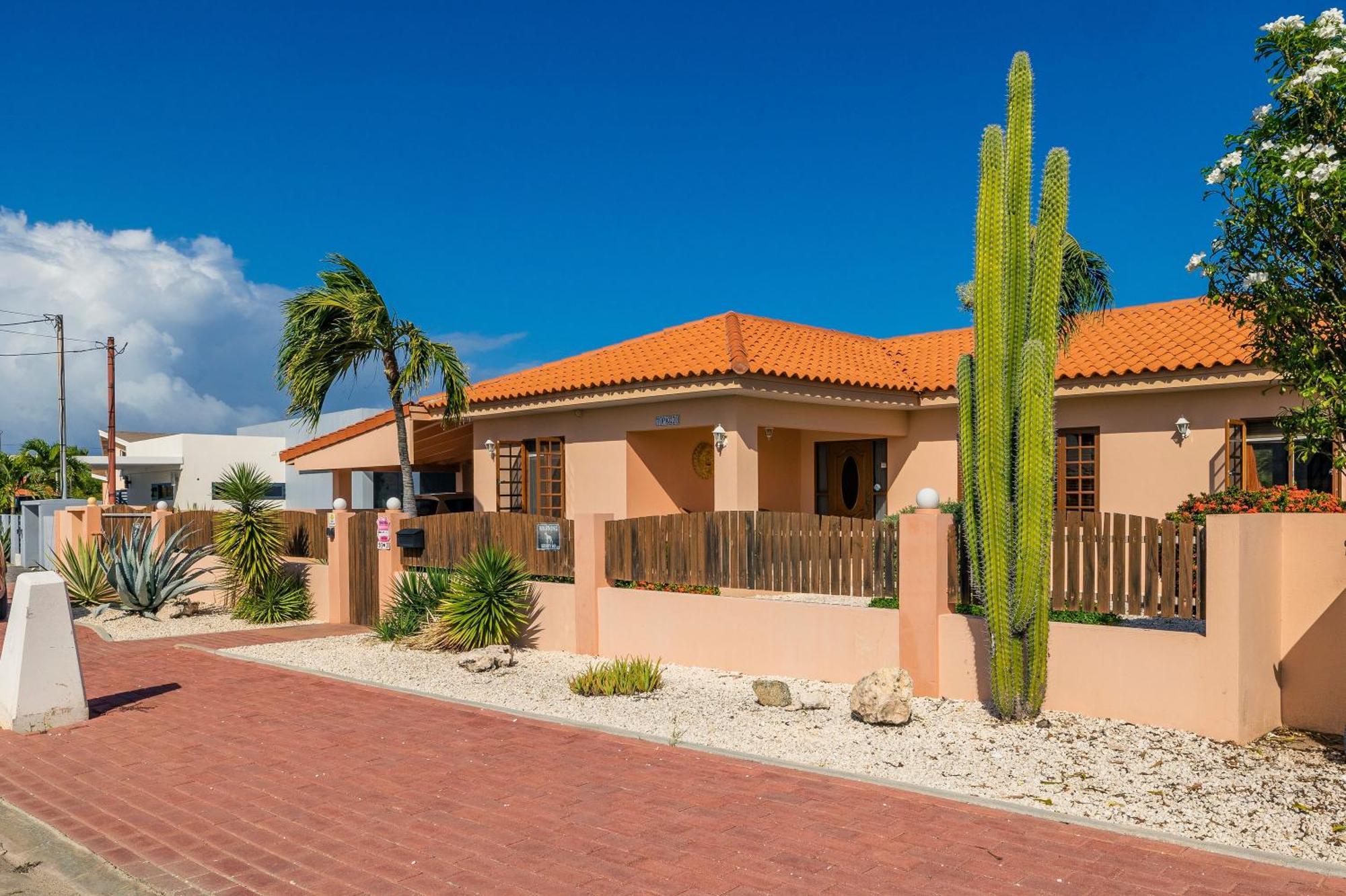 Sunrise Villa Is Gorgeous For Daily Views Of Sunrises And Sunsets شاطئ بالم المظهر الخارجي الصورة